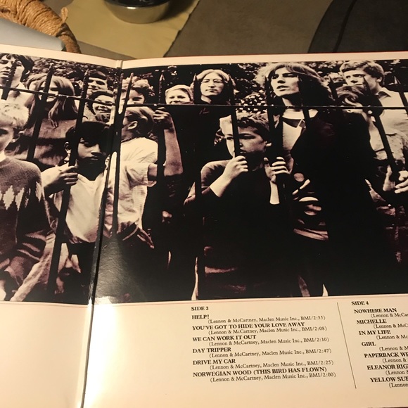 ⚡️FINAL PRICE⚡️ The Beatles 1962-1966 Red Album - Picture 2 of 6